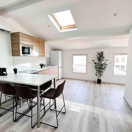 Apartment Neala- 4/6 Pers - Standing Neuf Hyper Centre
