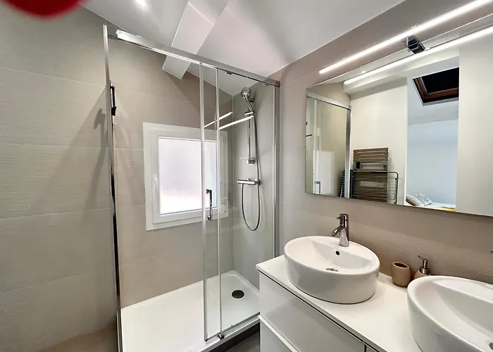 Neala- 4/6 Pers - Standing Neuf Hyper Centre Apartment *